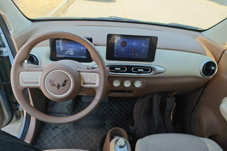 Used Wuling Hongguang MINIEV 2025 Four-Door Version Premium Edition