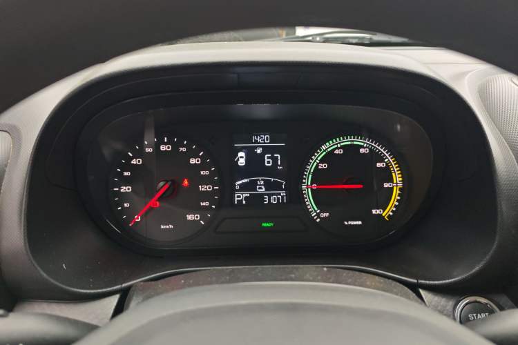 Used Roewe Clever 2021 302km All-Round Version
