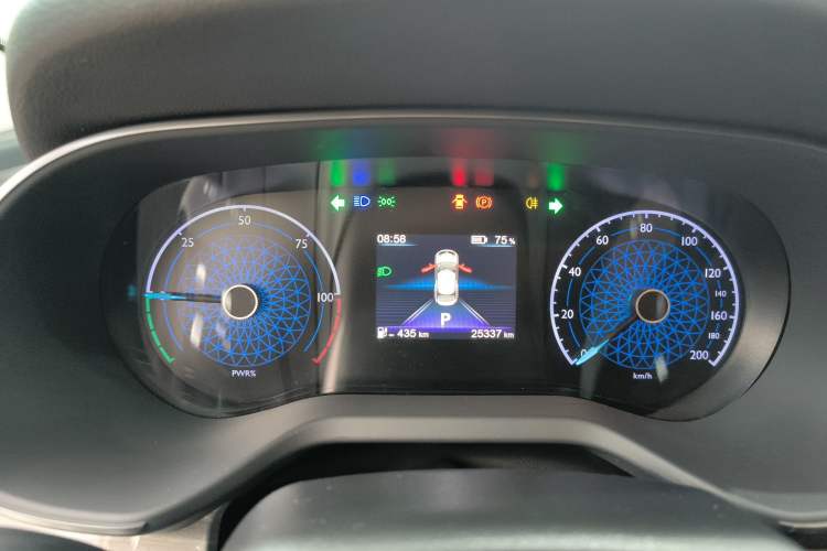 Used Hongqi E-QM5 2023 620km PLUS
