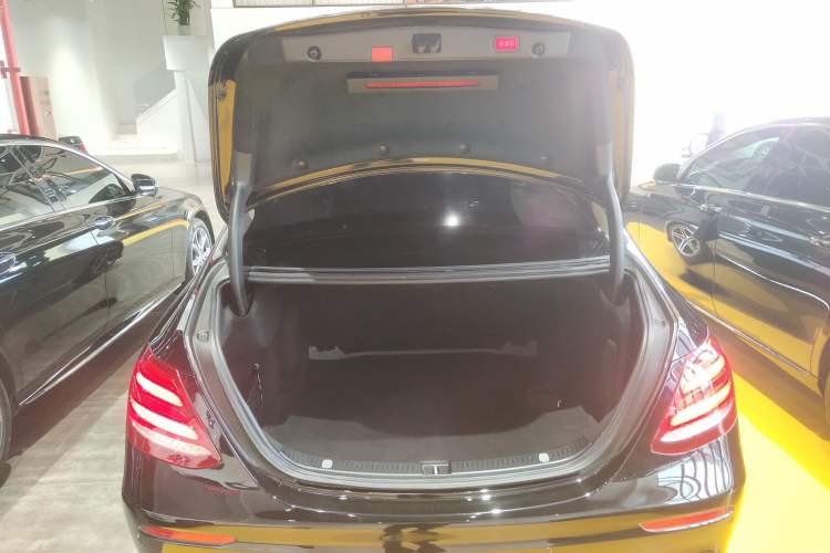 Used Mercedes-Benz E-Class 2016 E 300 L Sport Luxury Model