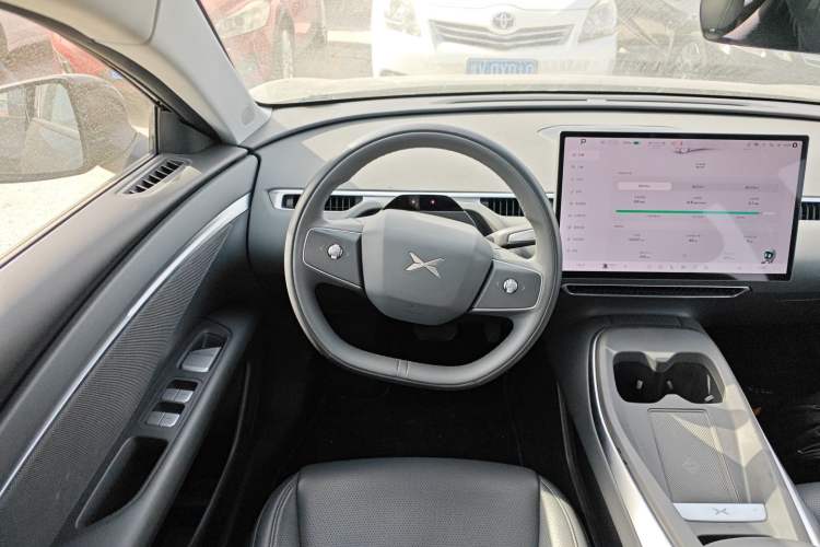 Used XPeng MONA M03 2024 620 with Ultra-Long Range
