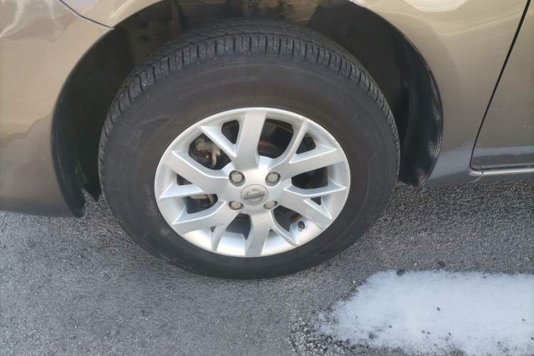 Used Nissan Sunny 2015 1.5XE Manual Comfort Edition
