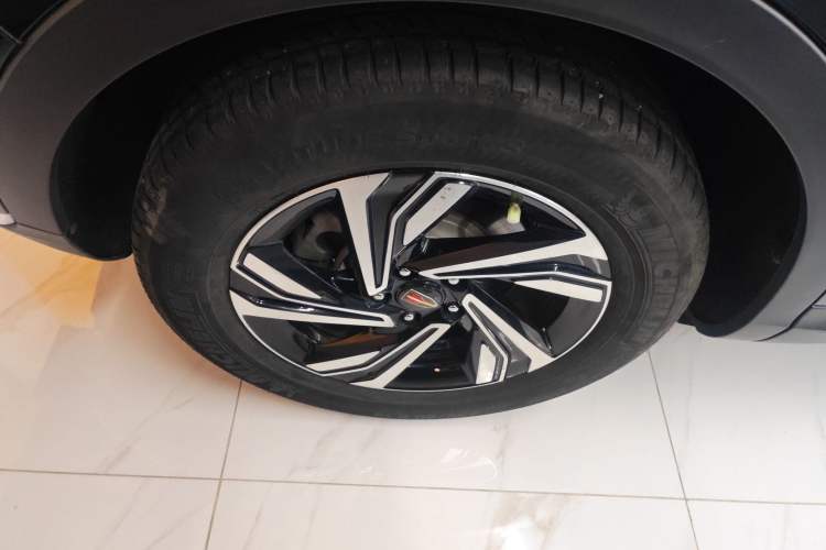 Used Hongqi HS5 2022 Revised Version 2.0T Smart Connect Flagship Edition
