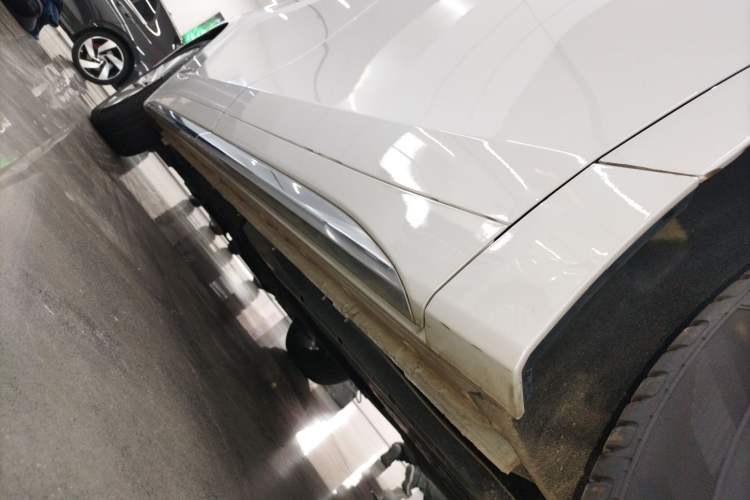 Used Buick Century 2023 2.0T Six-Seater Yinshi Edition
