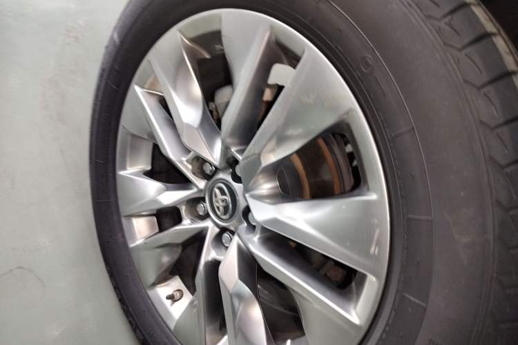 Used Toyota Wildlander 2022 Dual-Engine 2.5L E-CVT Two-Wheel Drive Luxury PLUS Edition
