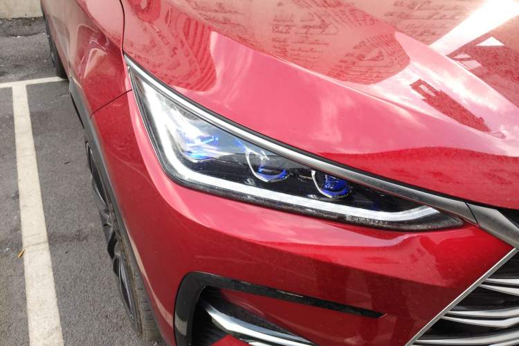 Used BYD Tang New Energy 2021 DM 2.0T Four-Wheel Drive High-Performance Flagship Model
