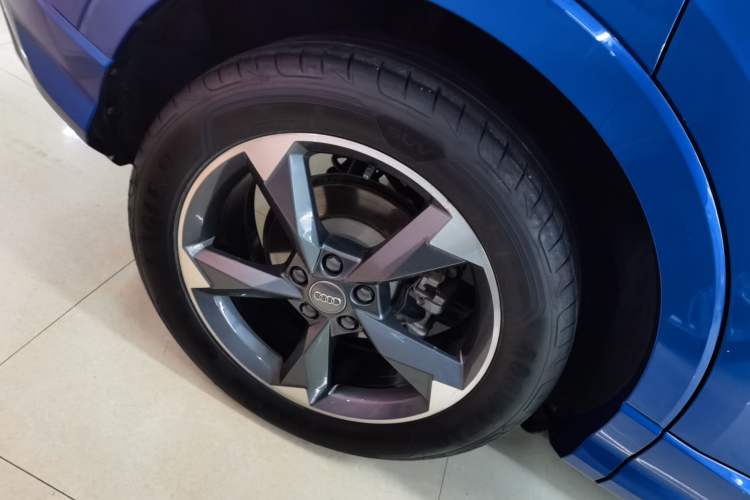 Used Audi Q3 2019 40 TFSI Fashion Dynamic Model