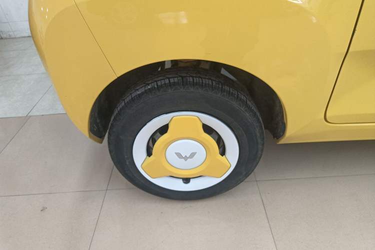 Used Wuling Hongguang MINIEV 2022 Macaron Premium Model – Lithium Iron Phosphate
