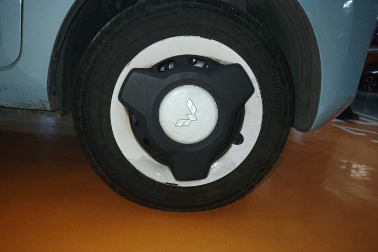 Used Wuling Hongguang MINIEV 2022 Easy Version Lithium-NMC
