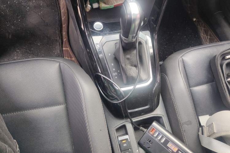 Used Volkswagen T-ROC 2020 280TSI DSG Two-Wheel Drive Comfort Version