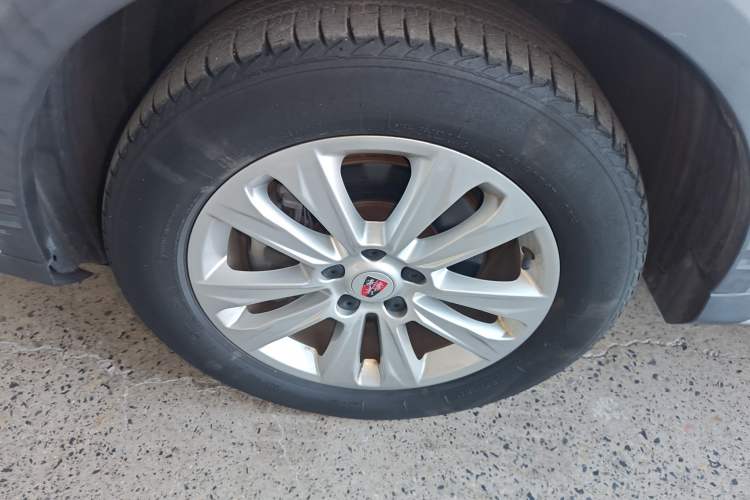 Used Roewe RX5 2018 20T Two-Wheel Drive Manual Flagship Edition