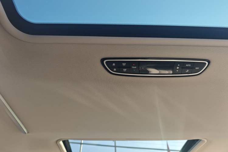 Used GAC Trumpchi M8 2018 320T Luxury Edition
