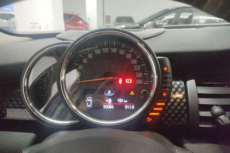 Used  MINI 2016 2.0T COOPER S Pioneer Edition Five-Door Model
