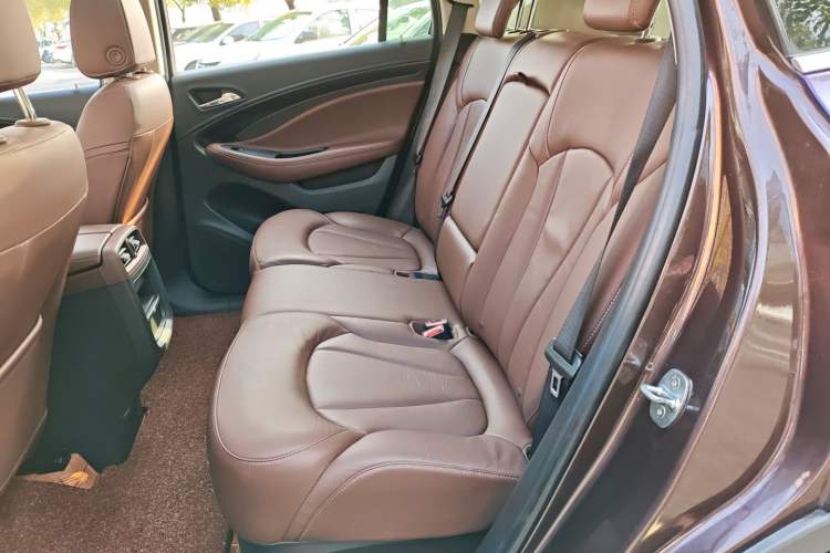 Used Buick Envision 2019 20T Two-Wheel Drive Luxury Version China VI Standard
