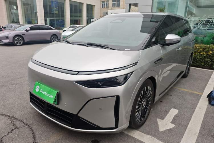 Used XPeng X9 2026 Model—Range-Extended Version 1602 Ultra