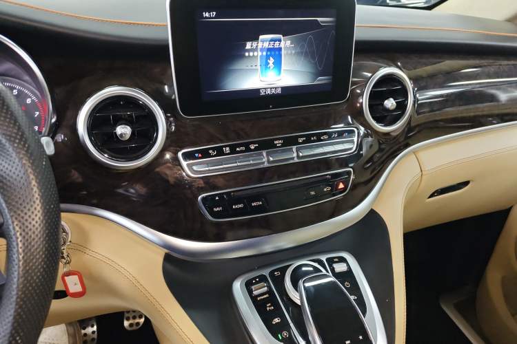 Used Mercedes-Benz V-Class 2018 V 260 L Prestige Extended Version China VI