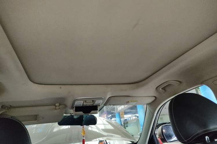 Used Geely Auto Emgrand X7 Sport 2018 1.8TD Automatic Two-Wheel Drive Smart Connect 4G Internet Edition