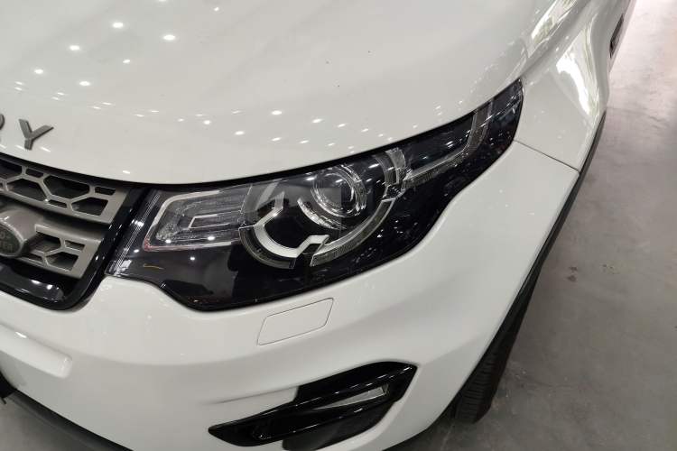 Used Land Rover Discovery Sport 2018 240 PS SE Version