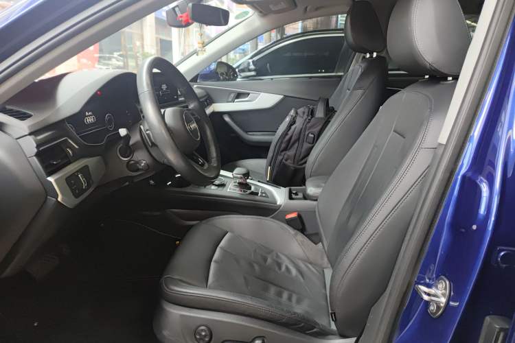 Used Audi A4L 2019 40 TFSI Fashion Version China V
