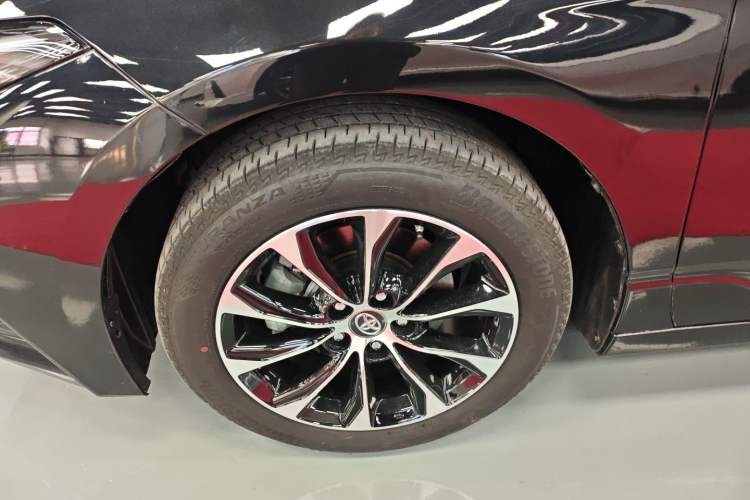 Used Toyota Avalon 2022 2.5L Luxury Edition
