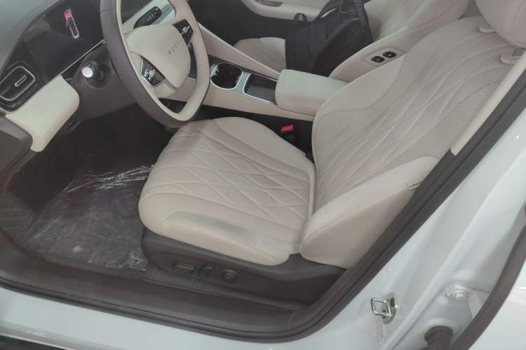 Used Roewe D7 2023 EV 510km Rear-Drive Flagship Edition