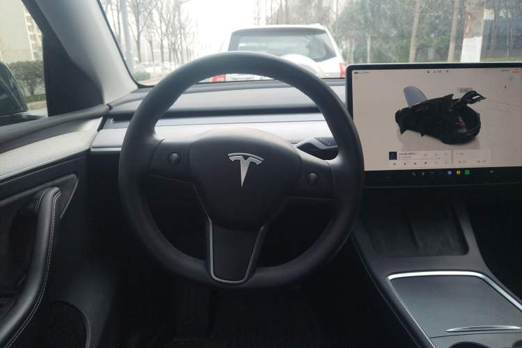 Used Tesla Model Y 2024 Rear-Wheel-Drive Version
