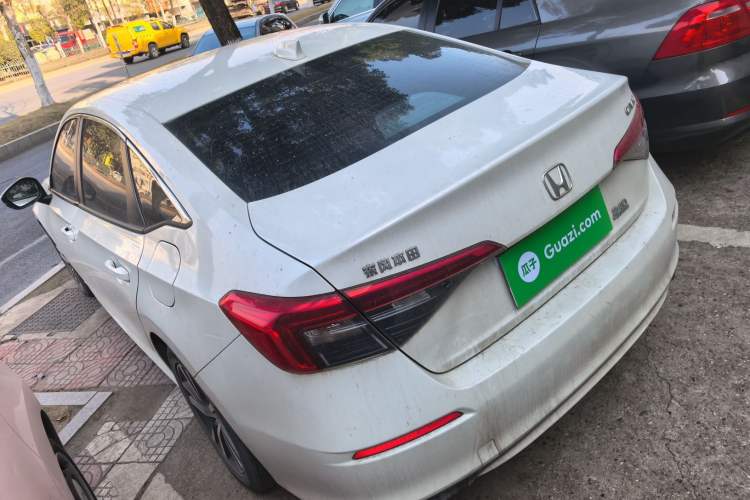 Used Honda Civic 2022 240TURBO CVT Dynamic Edition
