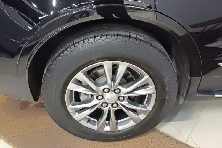 Used Cadillac XT5 2020 28T Luxury Version