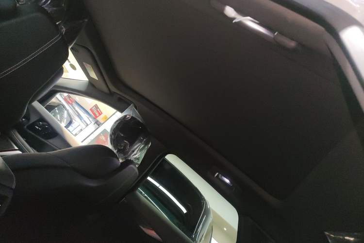 Used Cadillac OPTIQ 2024 Standard Range Version