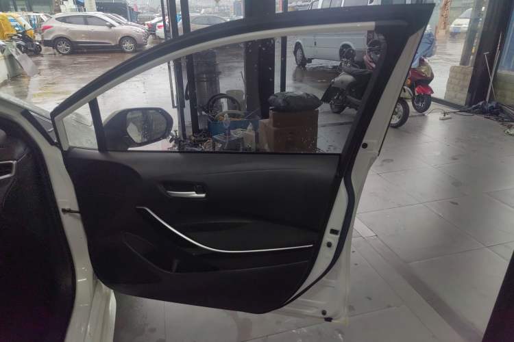 Used Toyota Levin 2022 Dual-Motor 1.8H E-CVT Progressive Edition
