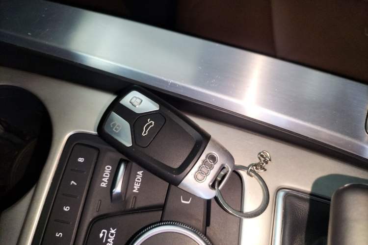 Used Audi A4L 2017 40 TFSI Style Edition
