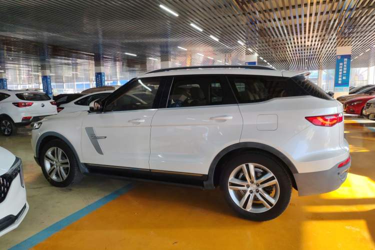 Used Zotye T700 2017 1.8T Dual-Clutch Prestige Model