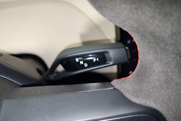 Used  YU7 2025 Ultra-Long Range High-Performance All-Wheel-Drive Max Edition
