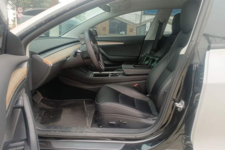 Used Tesla Model 3 2022 Rear-Wheel-Drive Version
