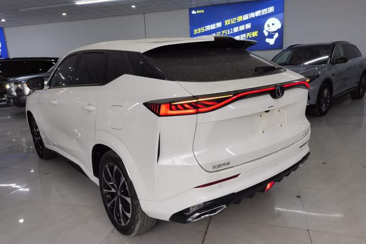 Used Changan UNI-Z New Energy 2024 Blue Whale Smart Electric iDD 125km Beyond Edition