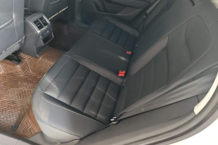 Used Volkswagen Tharu 2021 280TSI Two-Wheel-Drive Luxury Plus Edition
