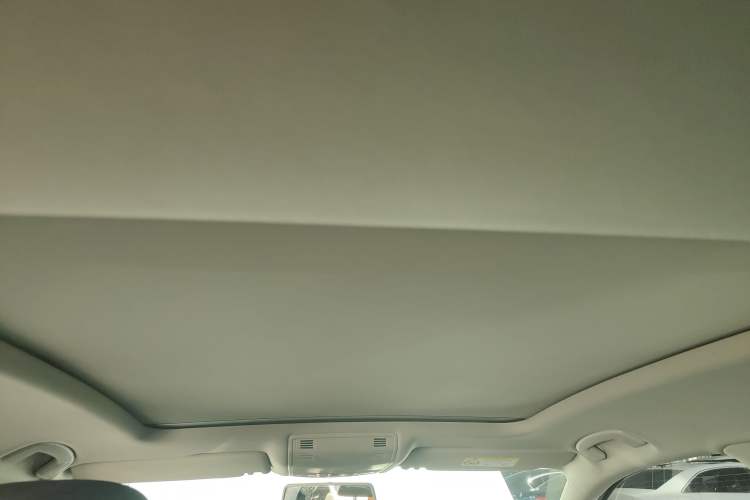 Used Volkswagen Magotan 2017 330TSI DSG Leading Model
