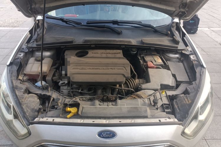 Used Ford Escort 2015 1.5L Manual Fashion Edition
