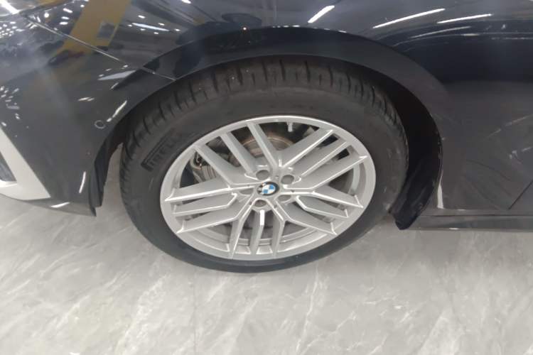 Used BMW 5 Series 2024 525Li Luxury Package
