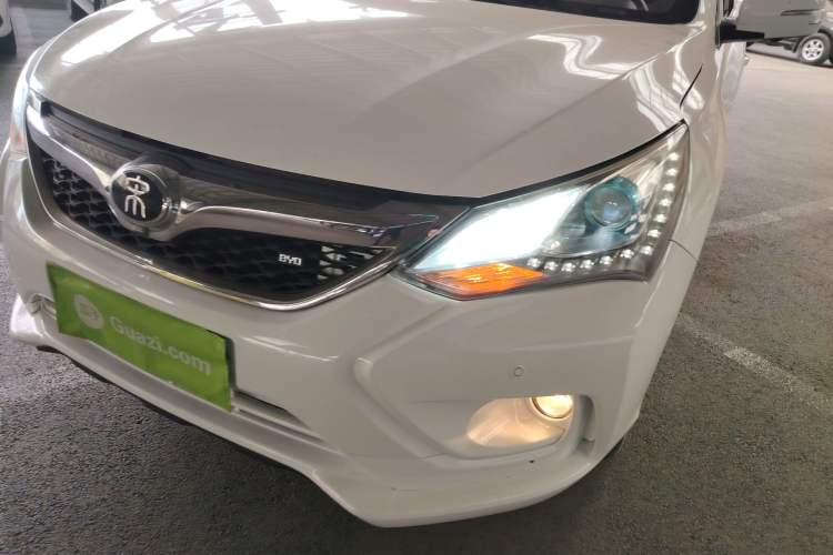 Used BYD Song 2016 GaiShi Edition 1.5TID Automatic Elite Model
