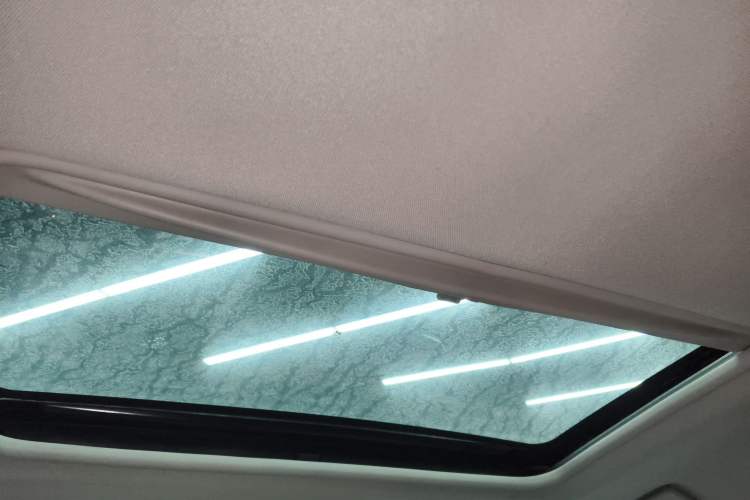 Used Buick GL8 2021 Land Cruiser Executive Class 652T Luxury Model
