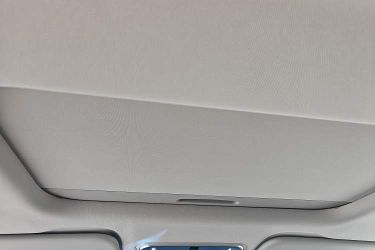 Used SAIC MAXUS G90 2023 2.0T Xingyun 7-Seater Version