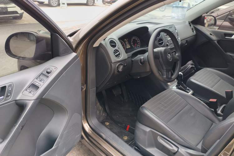 Used Volkswagen Tiguan 2015 1.8TSI Automatic Two-Wheel Drive Trend Edition