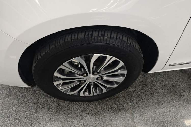 Used Buick GL8 2022 Land Business Class 652T Luxury Model
