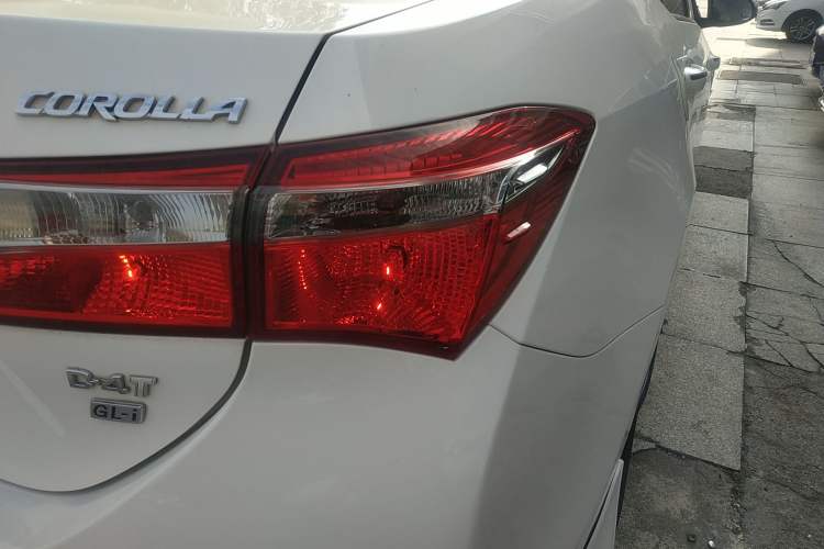 Used Toyota Corolla 2017 Revised Version 1.2T S-CVT GL-i
