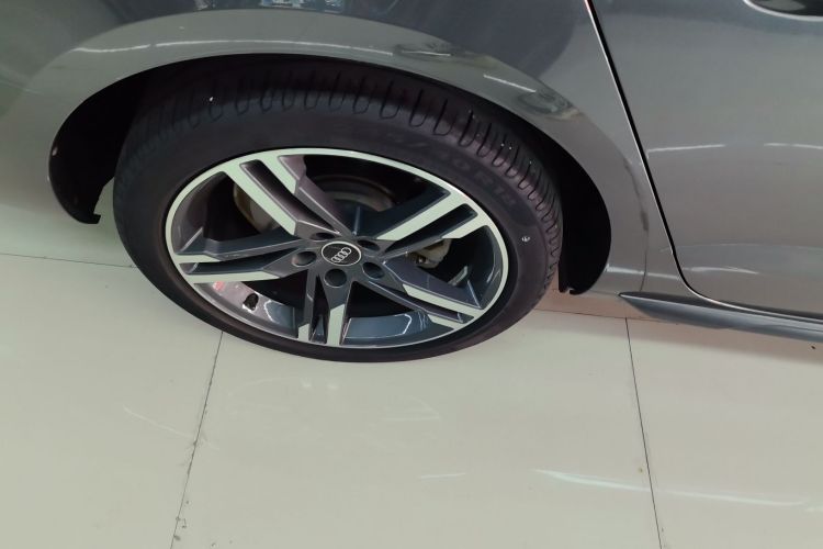 Used Audi A4L 2022 40 TFSI Luxury Dynamic Model