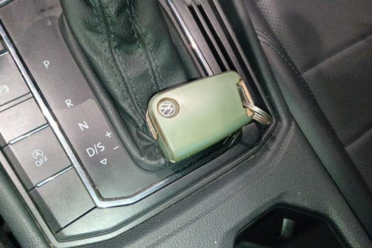 Used Volkswagen Lavida 2021 1.5L Automatic Comfort Edition
