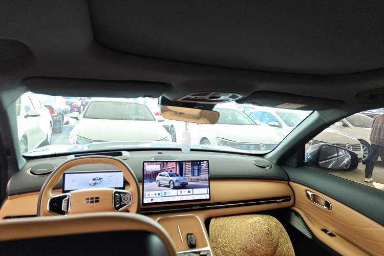 Used  Galaxy Xingjian 7 EM-i 2025 120km Launch+ Version