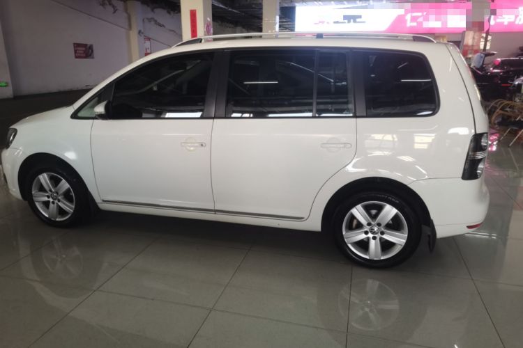 Used Volkswagen Touran 2015 1.4T DSG Comfort Edition 5 Seats
