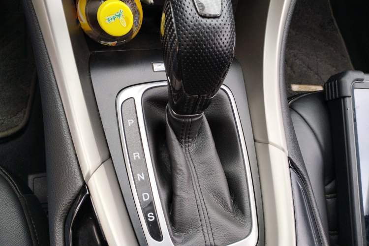 Used Ford Mondeo 2013 2.0L GTDi 200 Luxury Model
